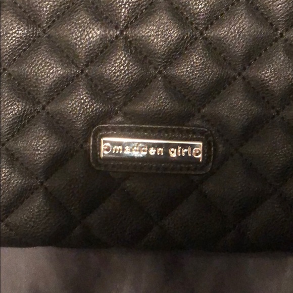 Large Madden Girl Quilted Clutch - Picture 3 of 5